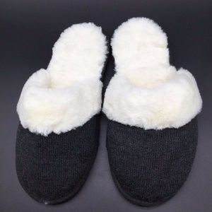 S Victoria's Secret Faux Fur Slippers SMALL 5 6